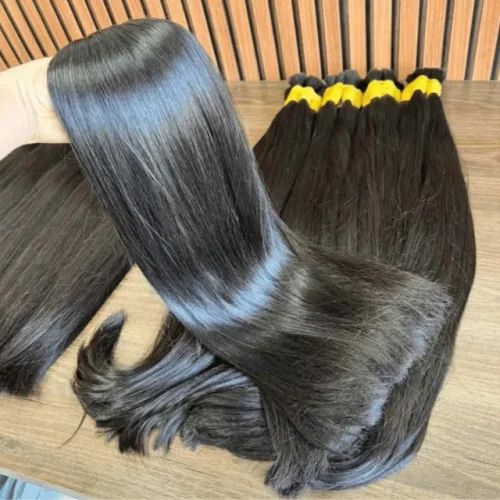 Cabelo Humano Vietnamita Super Double Drawn da Cabelove | Up Hair, fios 100% humanos e naturais, técnica Super Double Drawn, densidade uniforme da raiz às pontas, brilho intenso e pontas cheias para alongamentos e mega hair premium.